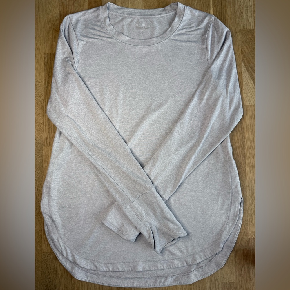 🩶ATHLETA LONG SLEEVE TOP